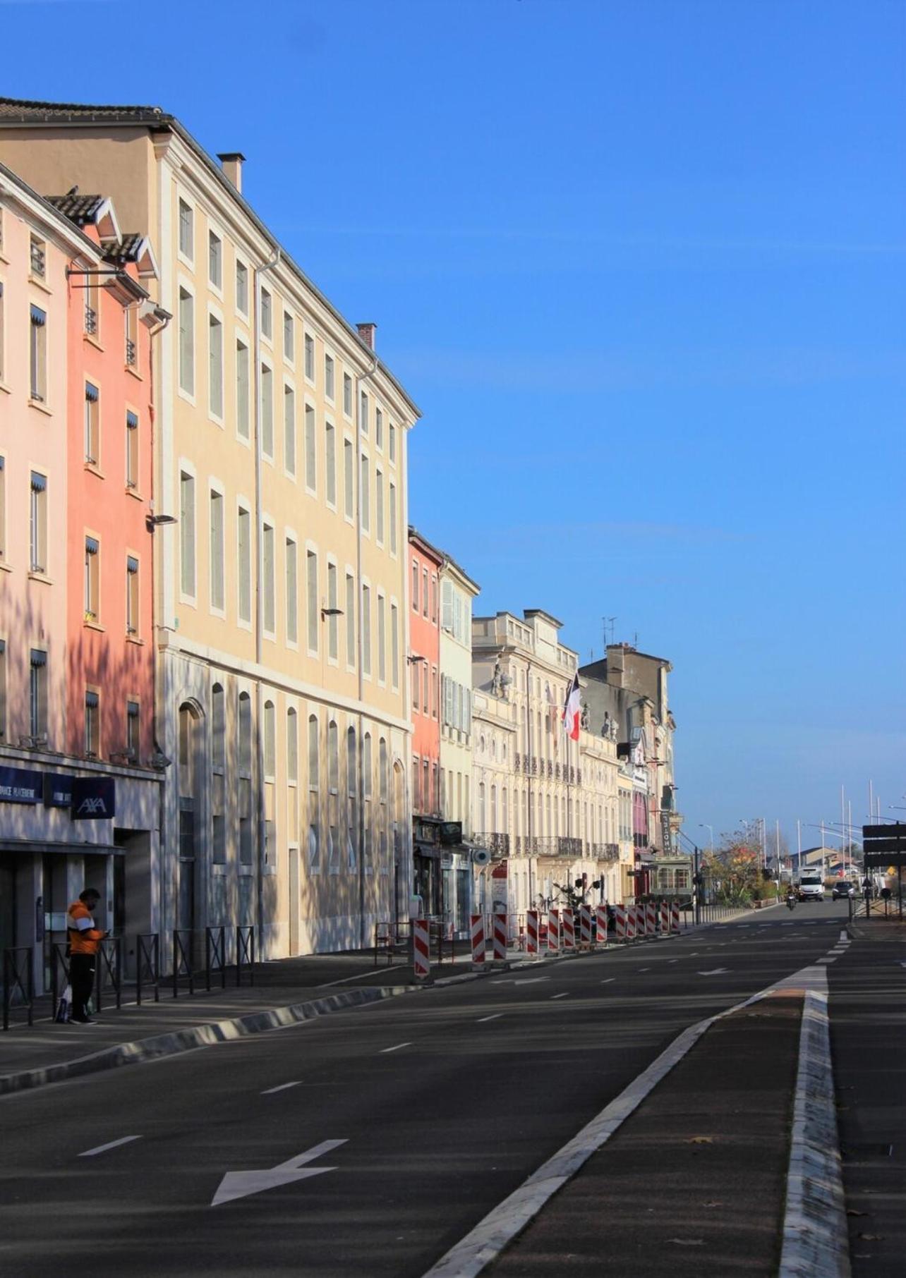 The Spot T2 Comfort In Mcon Mâcon Exterior photo